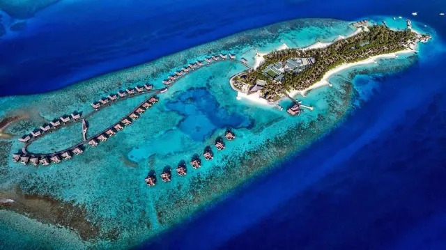 Top 10 Popular Island Hotels in Maldives