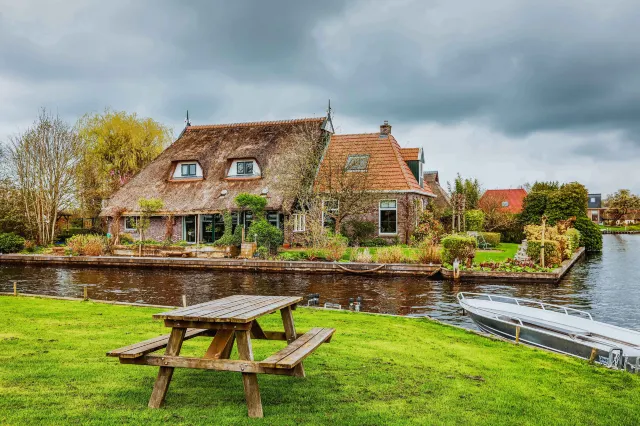 Top-6 Can't Miss Attractions in Amsterdam