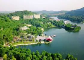 Chongqing Hailan Yuntian Hot Spring Resort