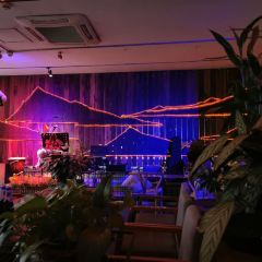 粮仓公社花园酒吧 User Photo