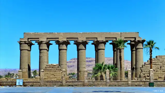 Hotels near Luxor Temple