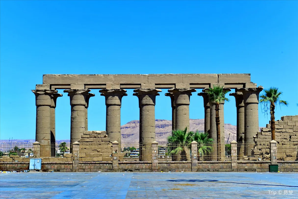 1_Luxor Temple