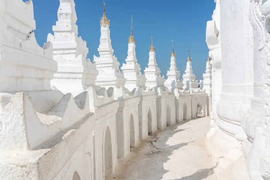 신쀼메 파고다 (Hsinbyume Pagoda)