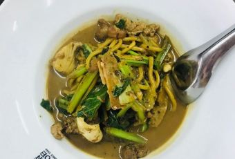 MeeTonPoe Phuket Town User Photo