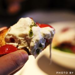 Isola del Nord Italy Restaurant 여행 사진