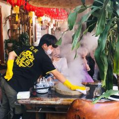 告庄特色海鲜蒸汽石锅鱼旗舰店 User Photo