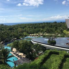 Unique Rooftop Bar & Restaurant User Photo