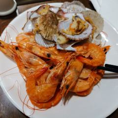 保定兴芮假日酒店·自助餐厅 User Photo