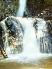 Mae Yen Waterfall