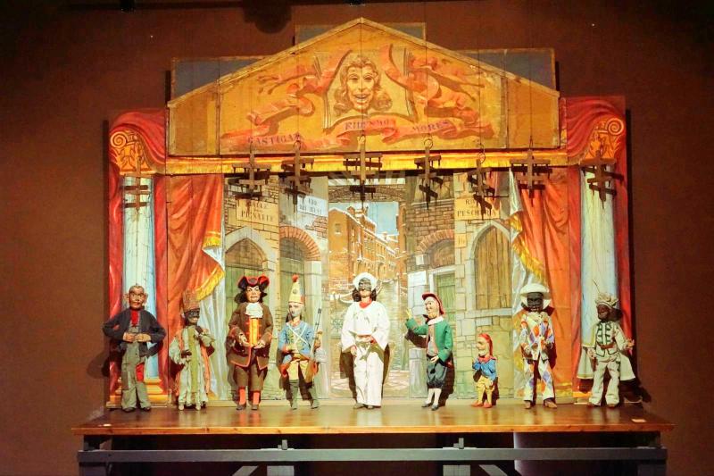 puppet barge theatre