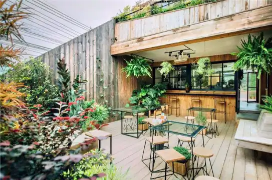 鄰近PB葡萄酒莊的酒店