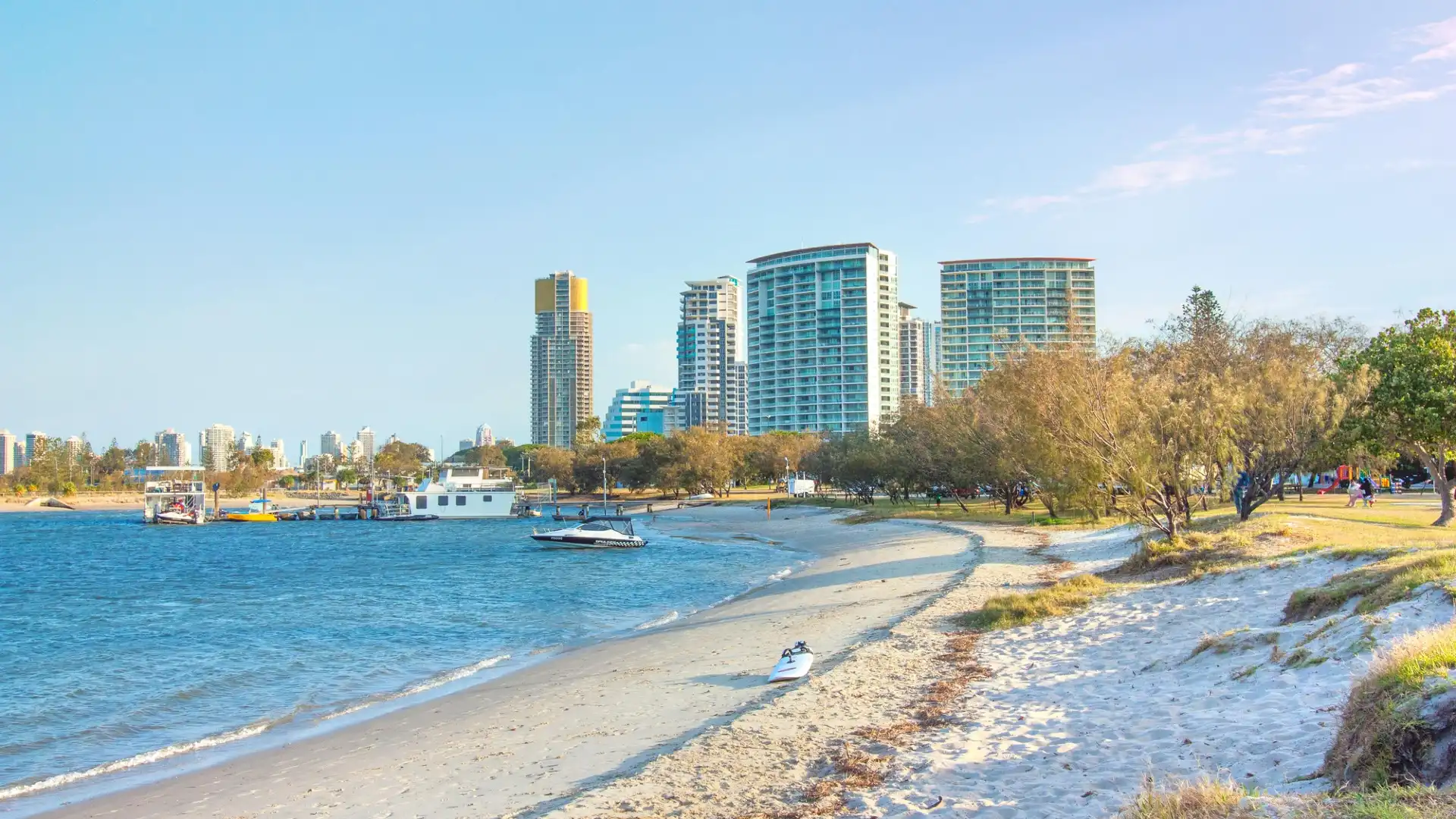 Hotels near Main Beach