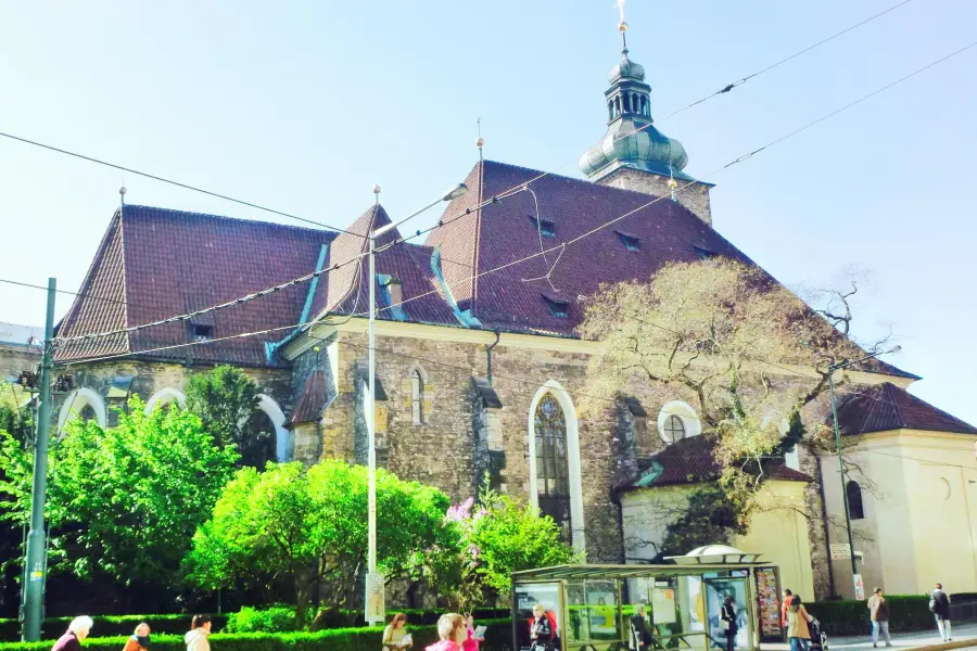 Kostel Svateho Jindricha a Svate Kunhuty