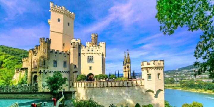 施託爾岑費爾斯城堡