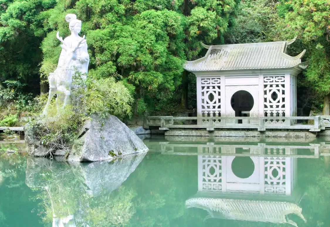 Hotels near Magu Fairyland