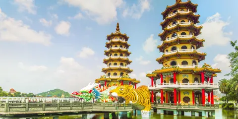 龍虎塔