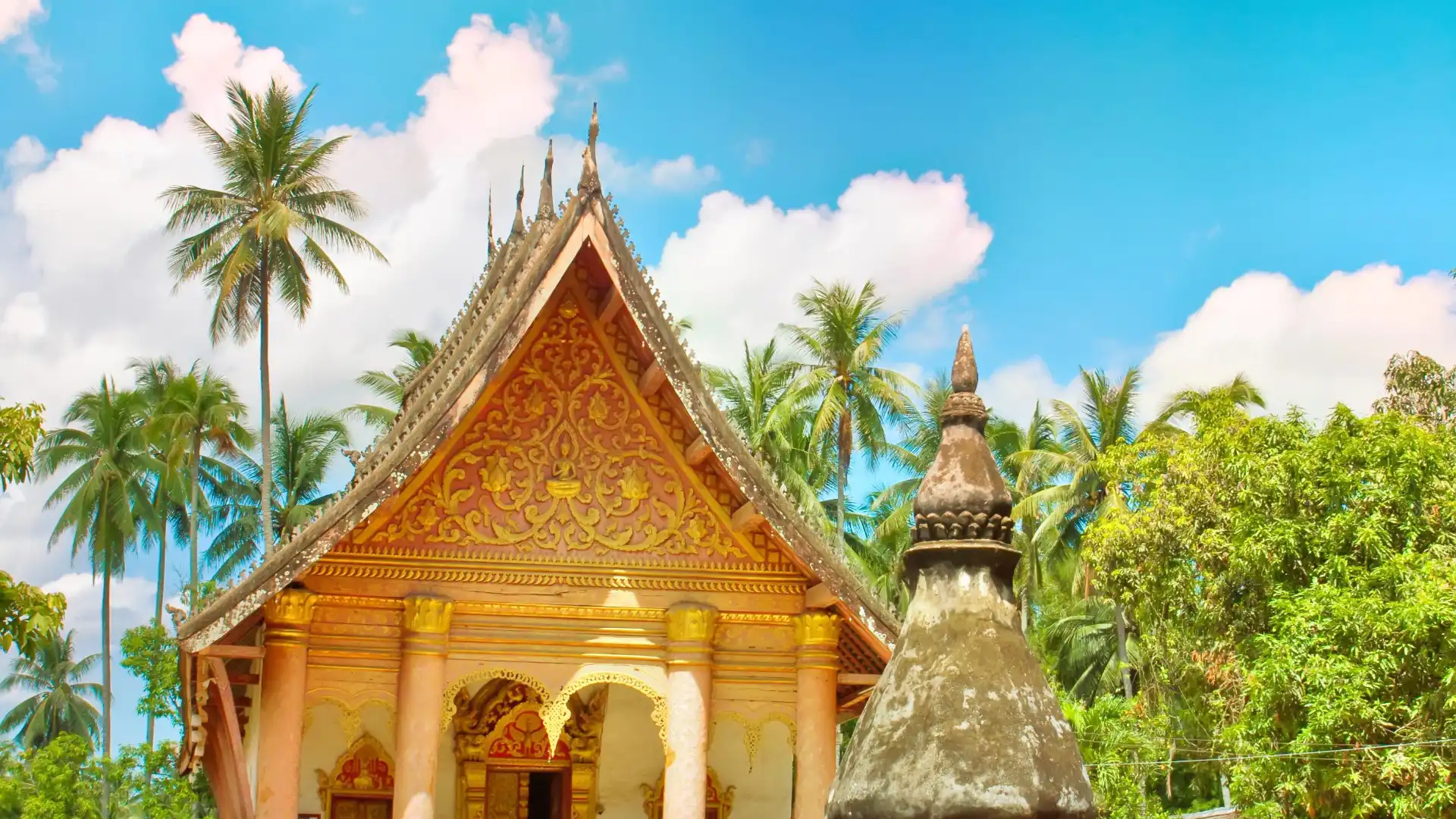 โรงแรมใกล้Wat Aham