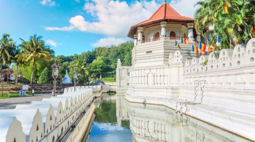 Temple of the Sacred Tooth Relic