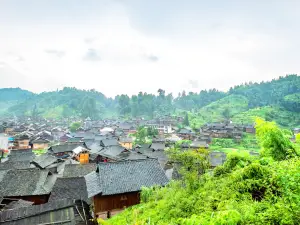 Huanggang Dong Village