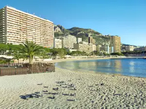 Larvotto Beach