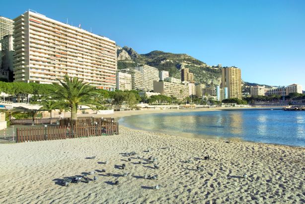 Larvotto Beach
