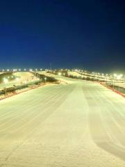 萬龍白登山滑雪場