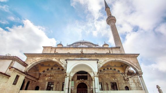 İzzet Paşa Cami