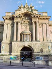 Bristol Museum & Art Gallery