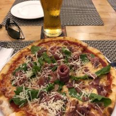 L' Italiano User Photo