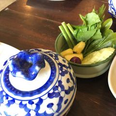 One Chun Cafe & Restaurant User Photo