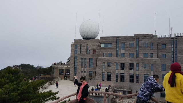 광명정