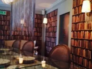 Emile Restaurant