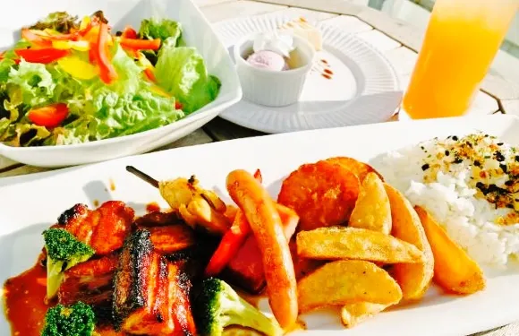 Cafe & Dining SeaRay