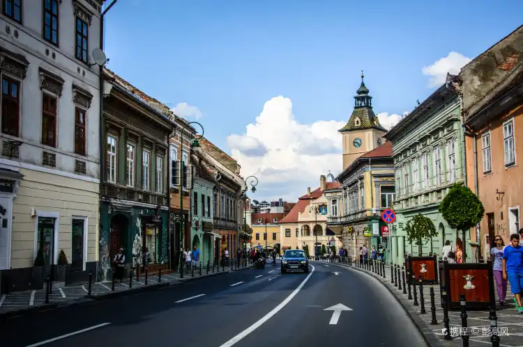 Hotels near Fostul stadion Brașov