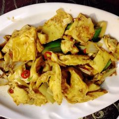德居源 User Photo