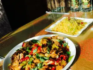 阿里巴巴烧烤城(嘉峪关店)