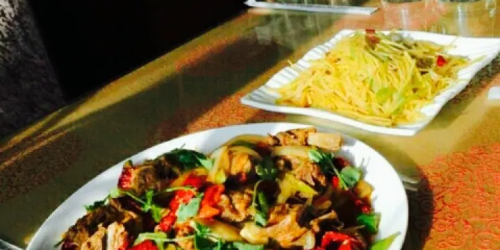 阿里巴巴燒烤城（嘉峪關店）