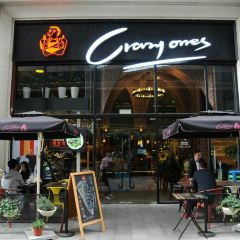 CRAZYONES ảnh của người dùng