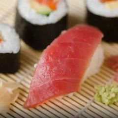 sushi e ảnh của người dùng