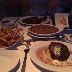 Ruth's Chris Steak House - Woodland Hills 여행 사진