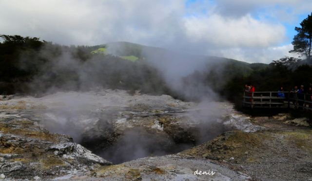 Wai-O-Tapu Thermal Wonderland