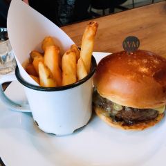 Beef & Liberty ( Shanghai Centre ) Burgers User Photo