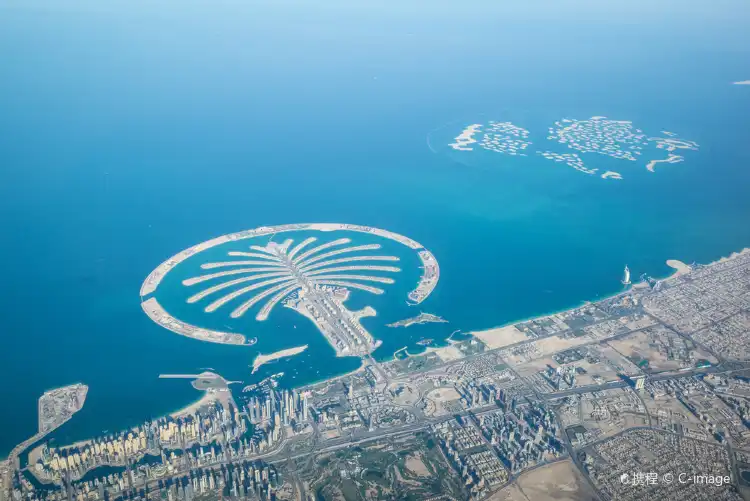 Hotels near Palm Jumeirah