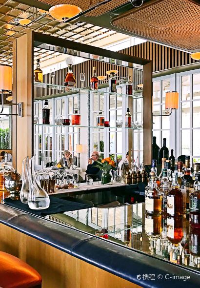 SPAGO DINING ROOM BY WOLFGANG PUCK