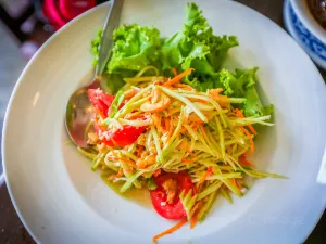 One Chun Cafe & Restaurant