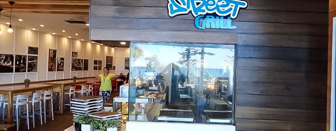 Greek Street Grill Labrador