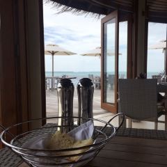Meeru Bar User Photo