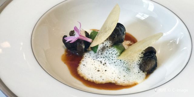 L'AMBROISIEのおすすめメニュー・口コミ・営業情報（-パリ）｜Trip.com
