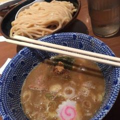 Menya Saimi User Photo