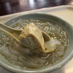丁莲芳(衣裳街总店) User Photo